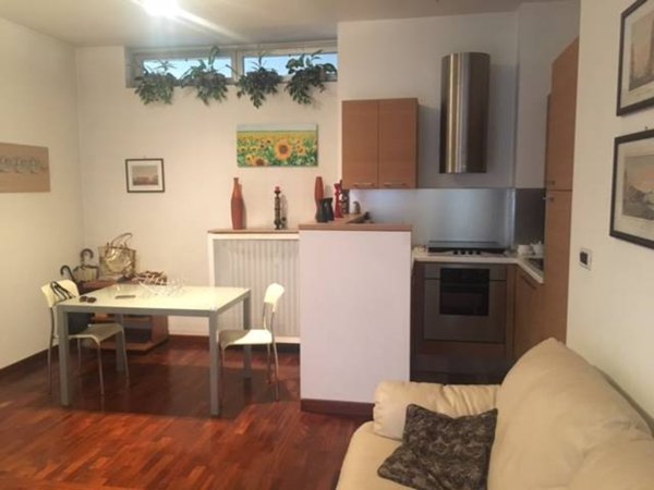 appartamento in vendita a Pavia in zona Stazione