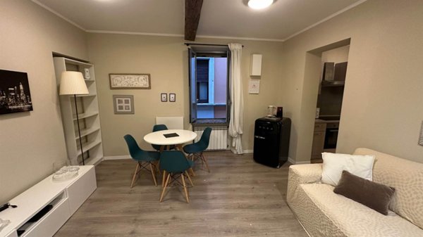 appartamento in vendita a Pavia in zona Centro Città