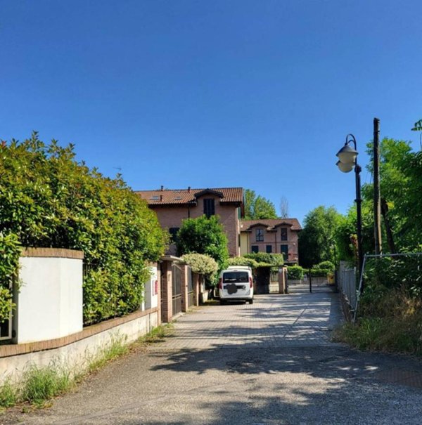 appartamento in vendita a Pavia in zona Viale Lodi