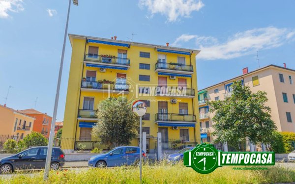 appartamento in vendita a Pavia in zona Campari