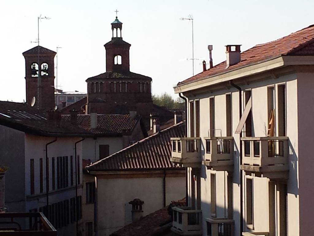 appartamento in vendita a Pavia in zona Centro Città