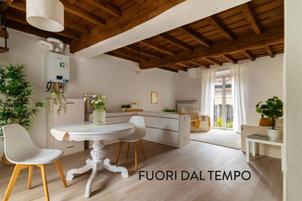 appartamento in vendita a Pavia in zona Centro Città