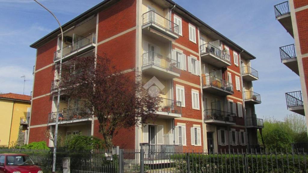 appartamento in vendita a Pavia in zona Viale Cremona