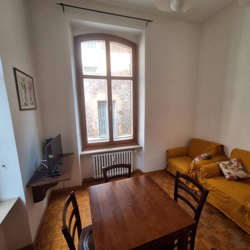 appartamento in vendita a Pavia in zona Centro Città