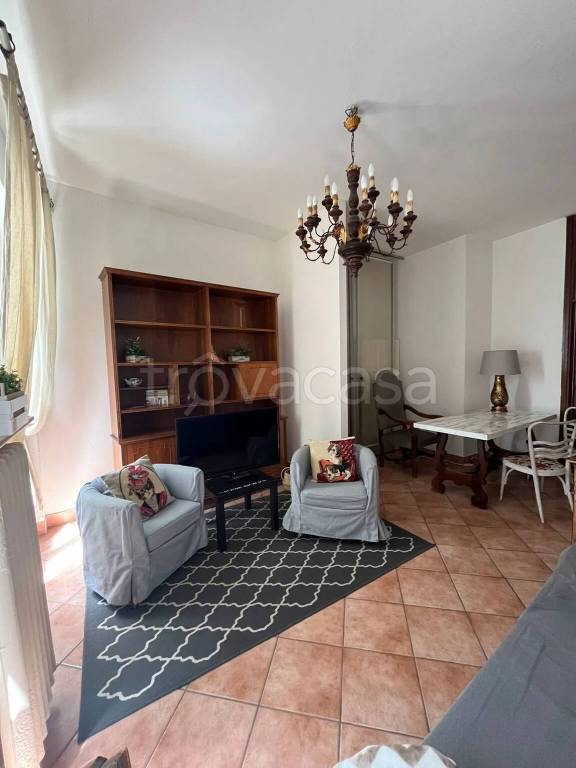 appartamento in vendita a Pavia in zona Centro Città