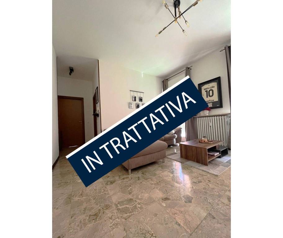 appartamento in vendita a Pavia in zona Centro Città