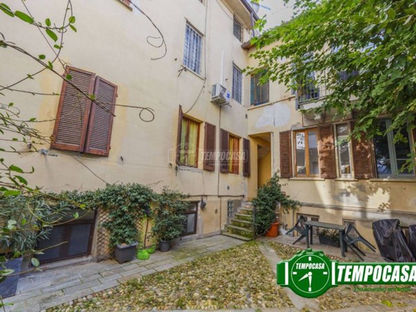 appartamento in vendita a Pavia in zona Centro Città
