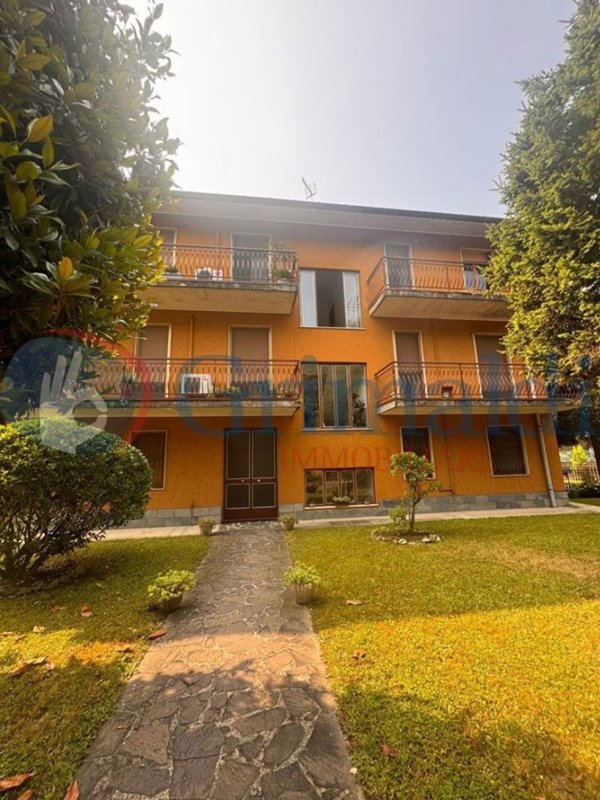 appartamento in vendita a Pavia in zona Centro Città