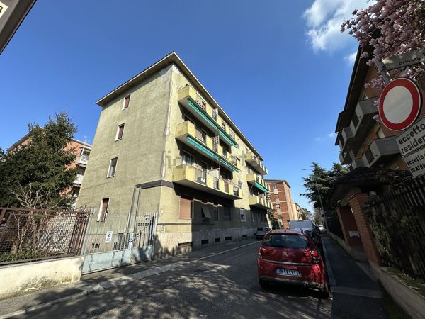 appartamento in vendita a Pavia in zona Città Giardino