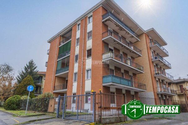 appartamento in vendita a Pavia in zona Centro Città