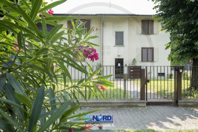 appartamento in vendita a Pavia in zona Vallone