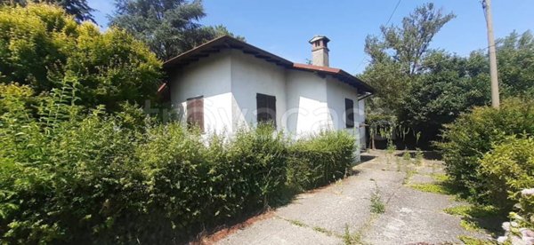 casa indipendente in vendita a Pavia in zona Stazione