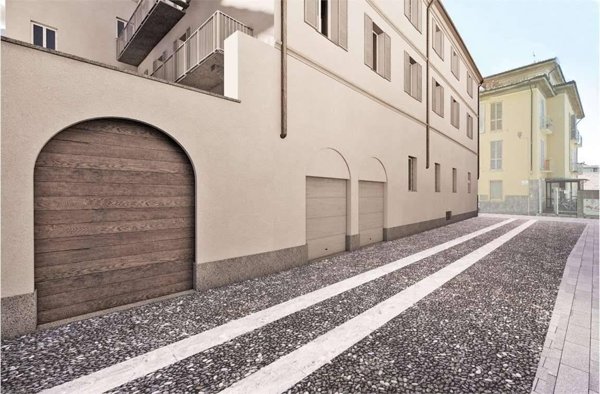 appartamento in vendita a Pavia in zona Centro Città