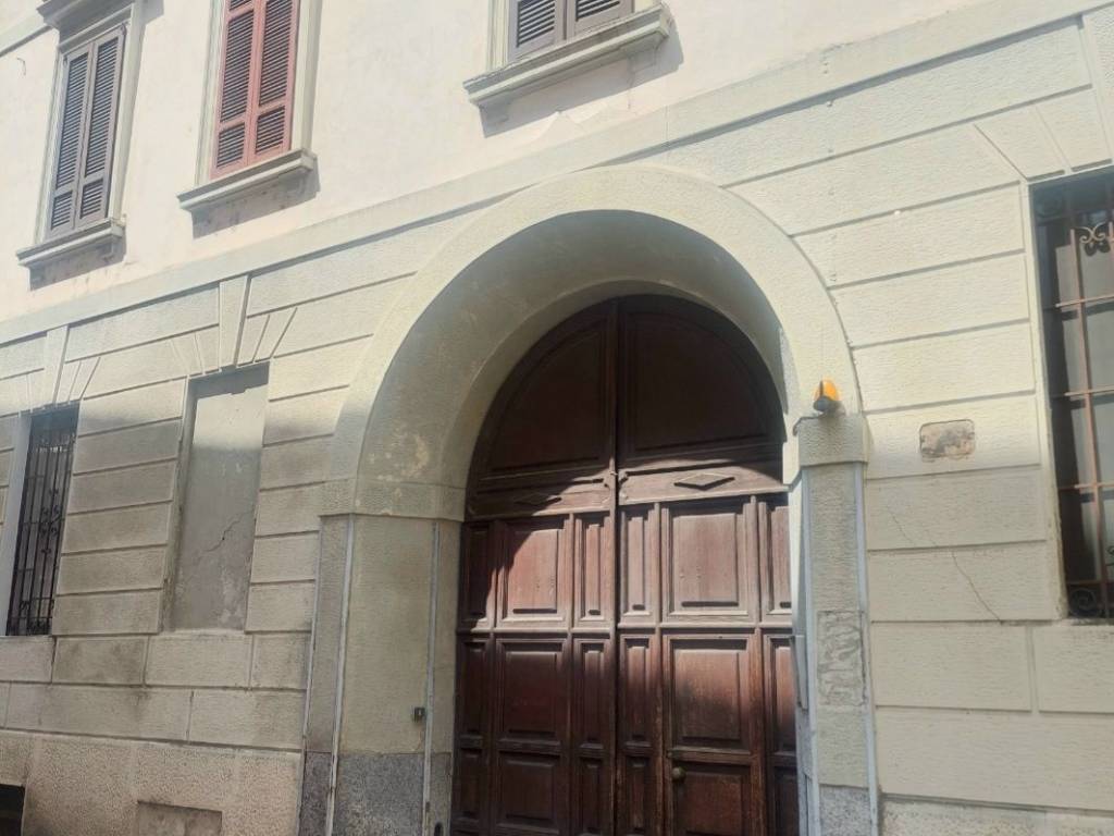 appartamento in vendita a Pavia in zona Centro Città