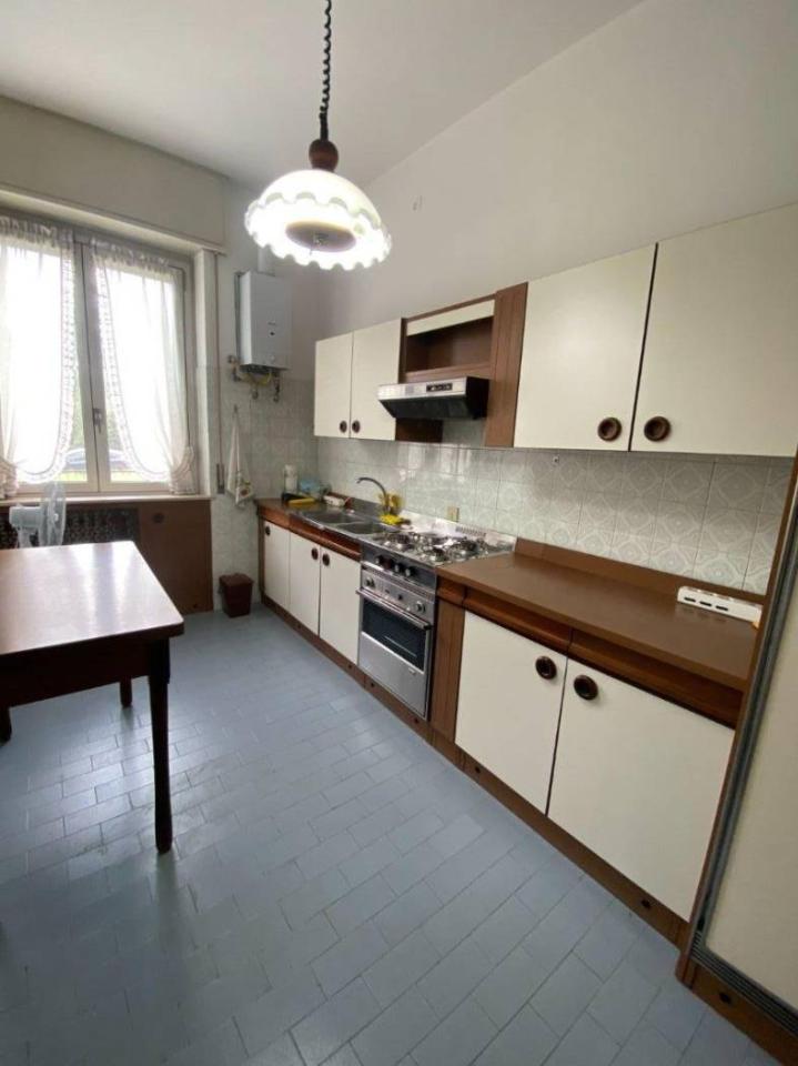 appartamento in vendita a Pavia in zona Centro Città