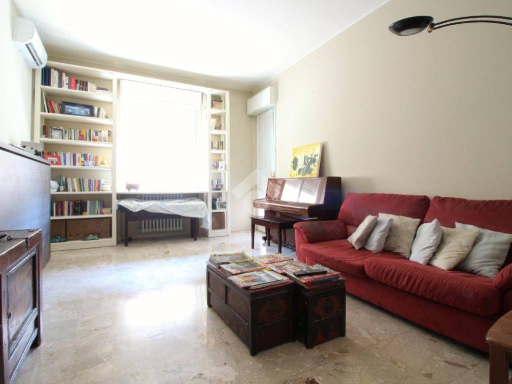 appartamento in vendita a Pavia in zona Città Giardino