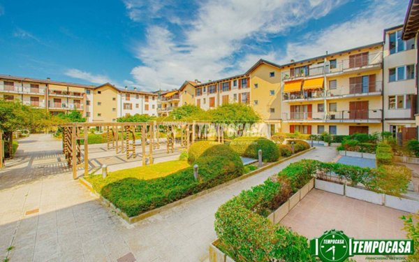 appartamento in vendita a Pavia in zona Policlinico