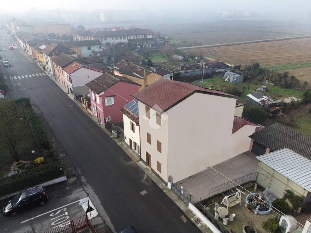 appartamento in vendita a Pavia in zona Mirabello