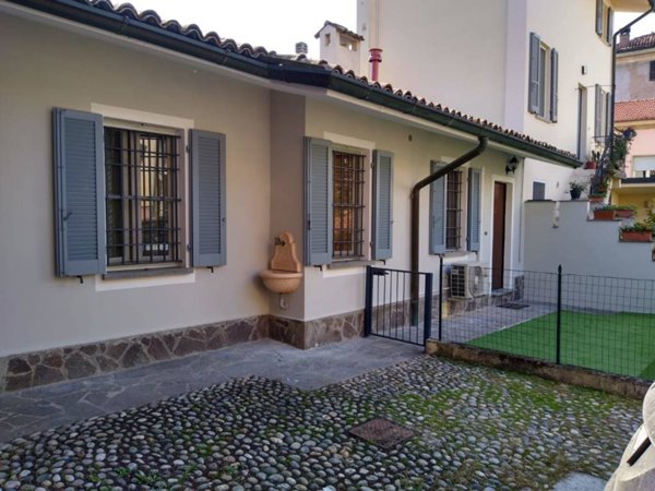appartamento in vendita a Pavia in zona Centro Città