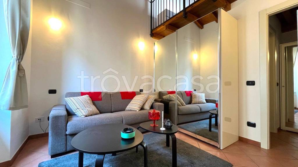 appartamento in vendita a Pavia in zona Centro Città