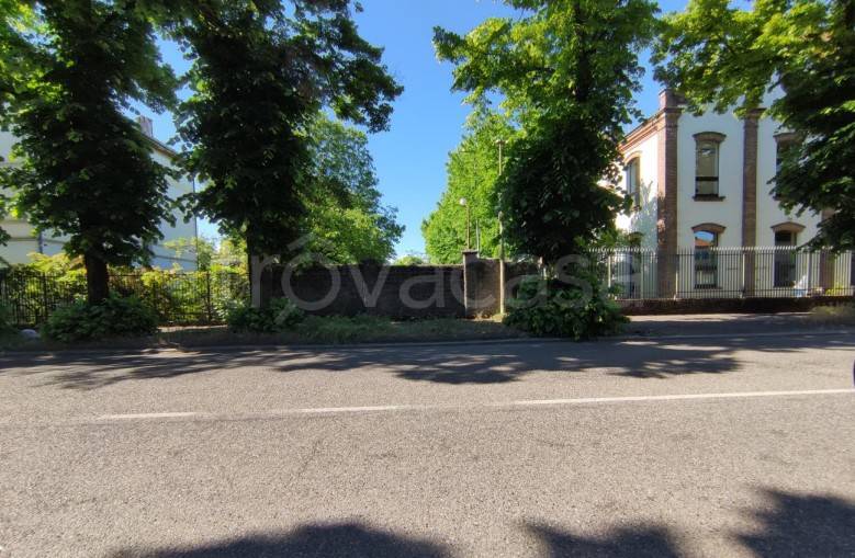appartamento in vendita a Pavia in zona San Pietro