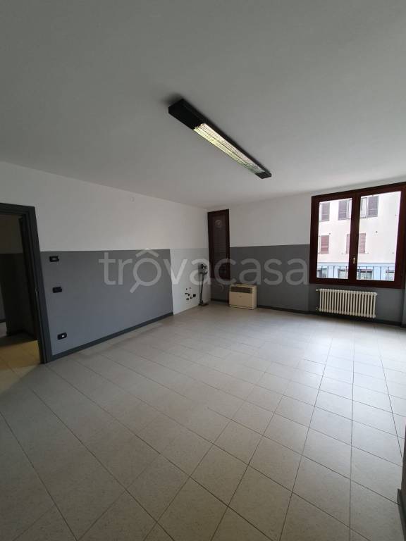 appartamento in vendita a Pavia in zona Città Giardino