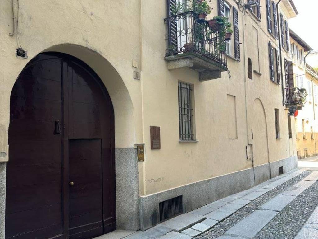 appartamento in vendita a Pavia