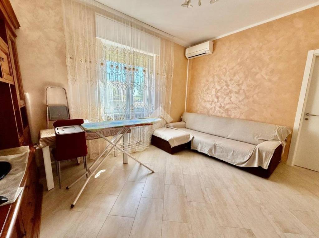 appartamento in vendita a Pavia in zona Viale Cremona