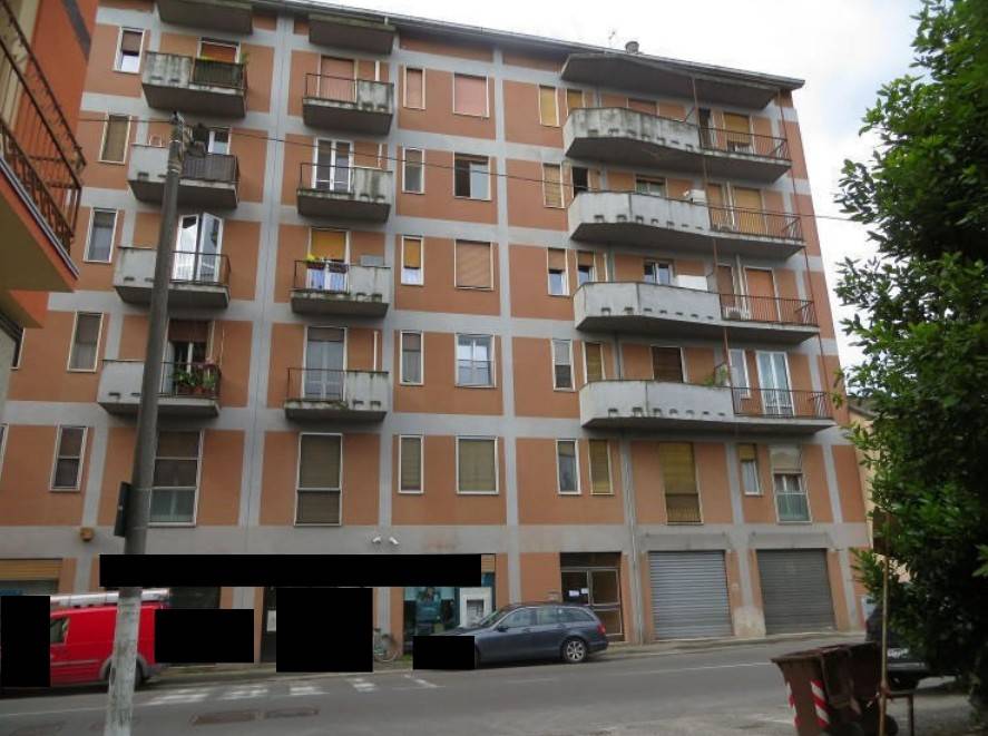 appartamento in vendita a Pavia in zona San Pietro
