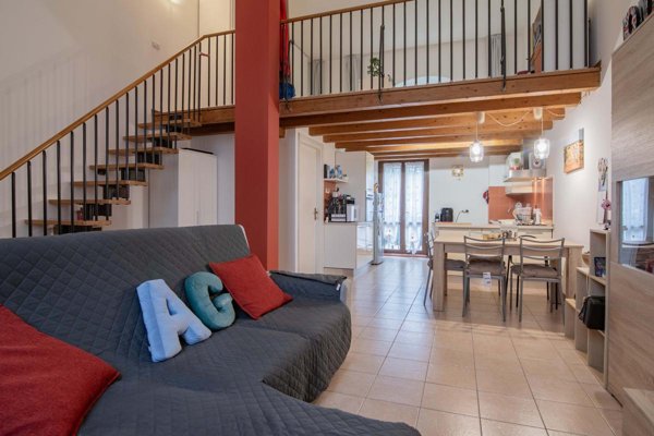 appartamento in vendita a Pavia in zona Centro Città