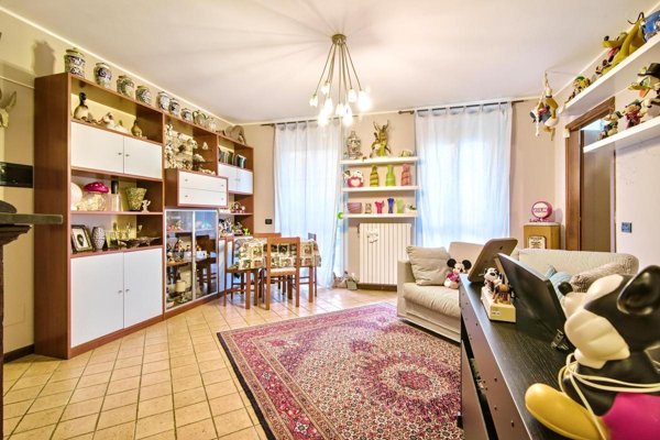appartamento in vendita a Pavia in zona Centro Città