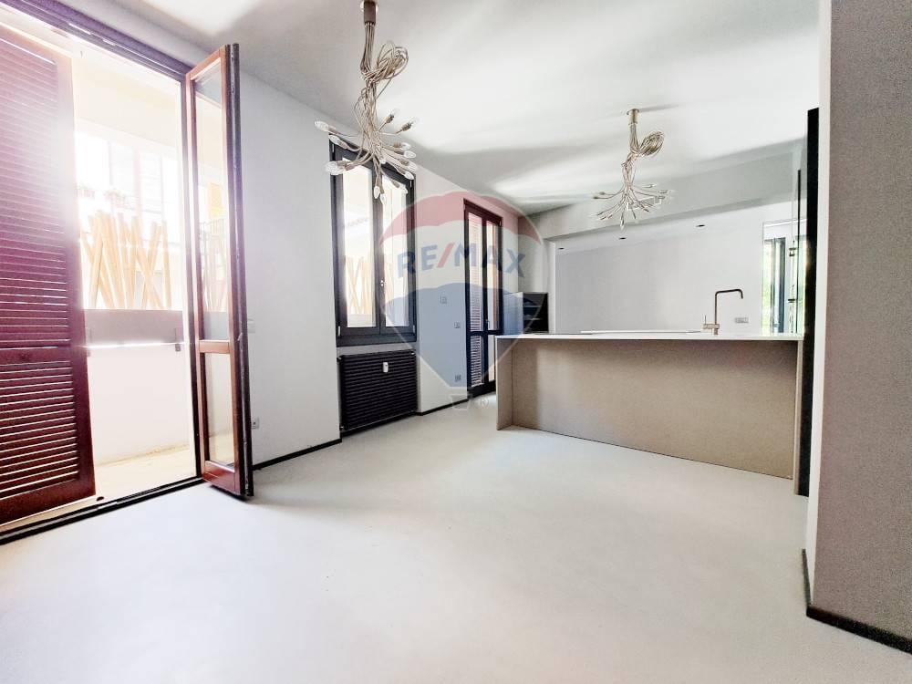 appartamento in vendita a Pavia in zona Centro Città
