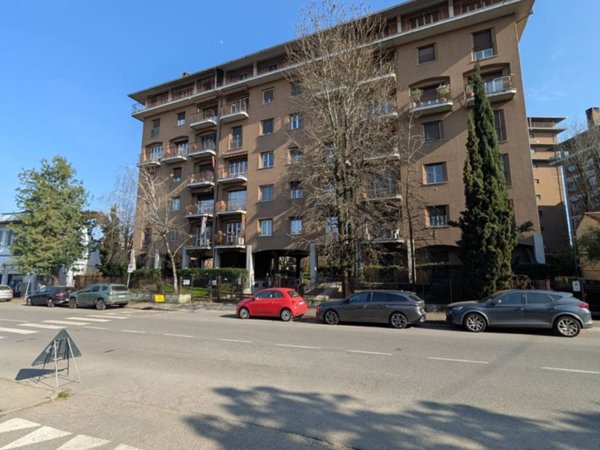 ufficio in vendita a Pavia in zona Città Giardino