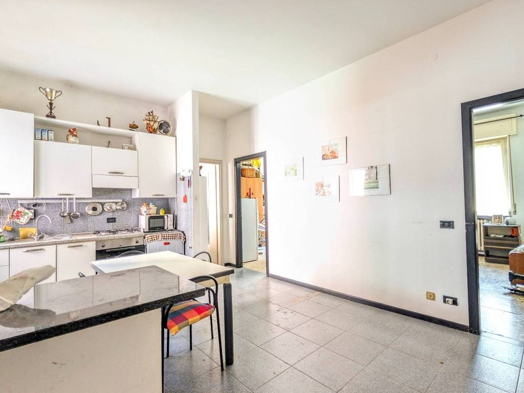 appartamento in vendita a Pavia in zona Borgo Ticino