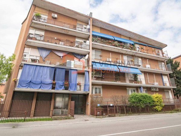 appartamento in vendita a Pavia in zona Città Giardino