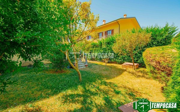 appartamento in vendita a Pavia in zona Centro Città