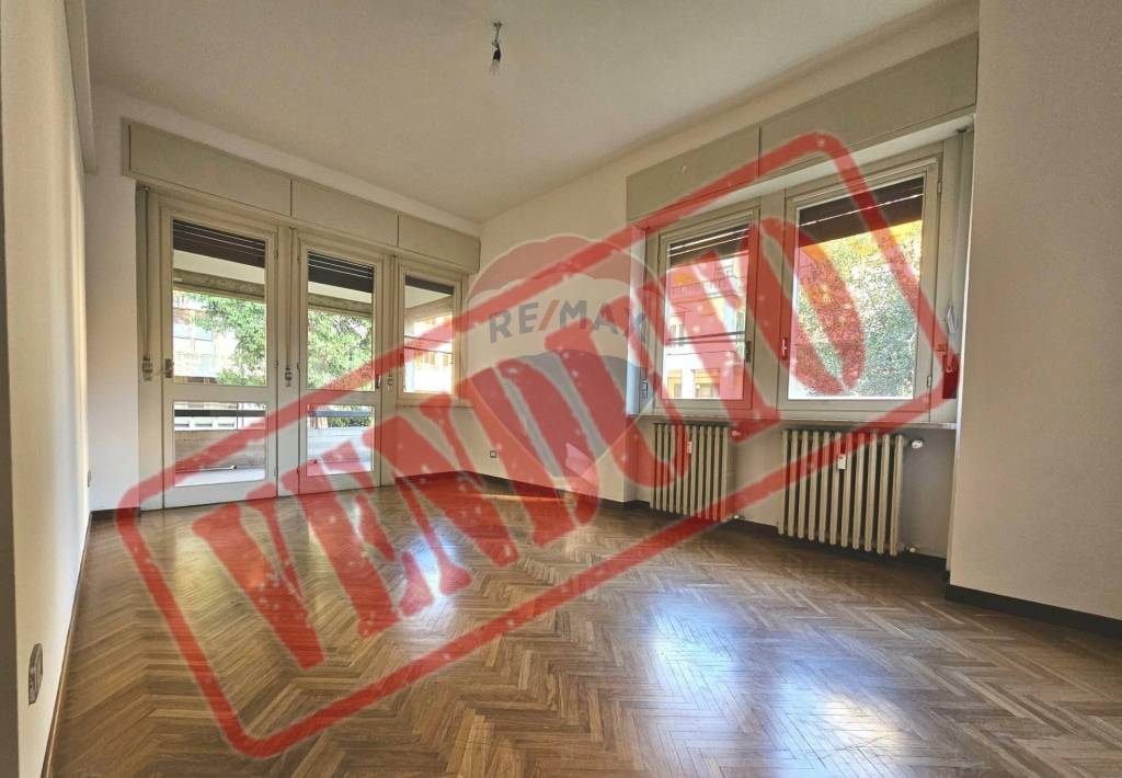 appartamento in vendita a Pavia in zona Centro Città