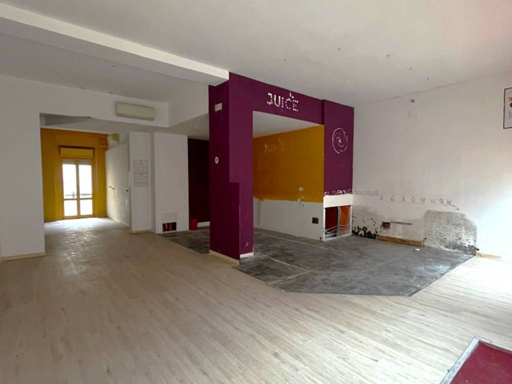 appartamento in vendita a Pavia in zona Centro Città