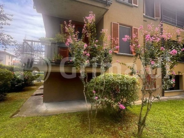 appartamento in vendita a Pavia in zona Centro Città