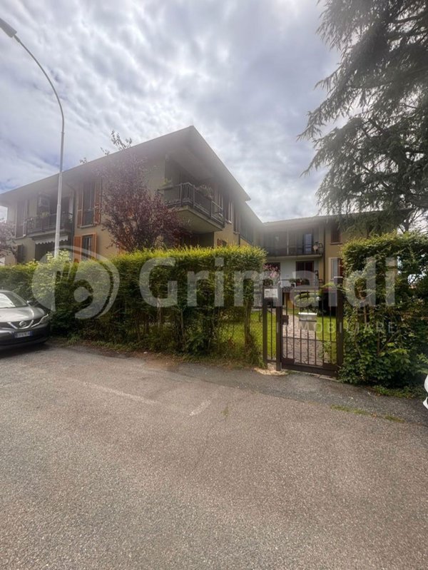 appartamento in vendita a Pavia in zona Chiozzo