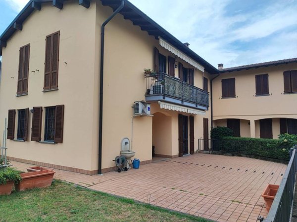 appartamento in vendita a Pavia in zona Viale Cremona