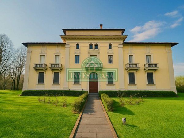 appartamento in vendita a Pavia in zona San Pietro