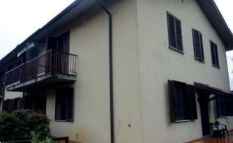 casa indipendente in vendita a Pavia