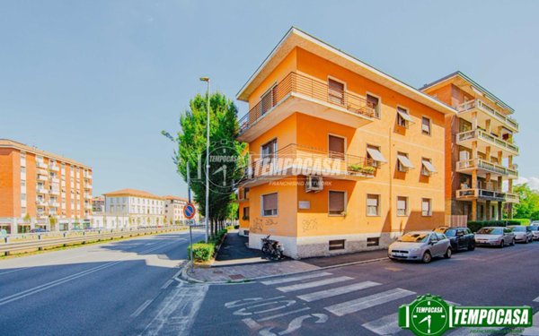 appartamento in vendita a Pavia in zona Centro Città