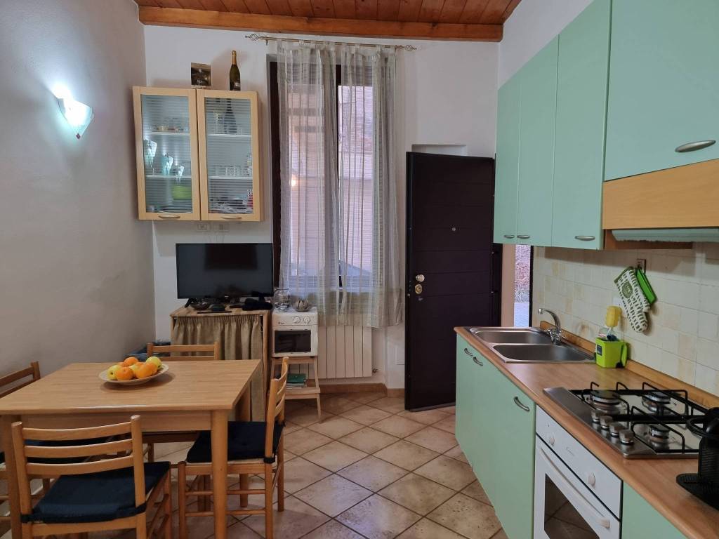 appartamento in vendita a Pavia in zona Centro Città