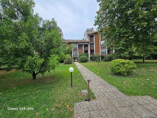 appartamento in vendita a Pavia in zona Campo Coni