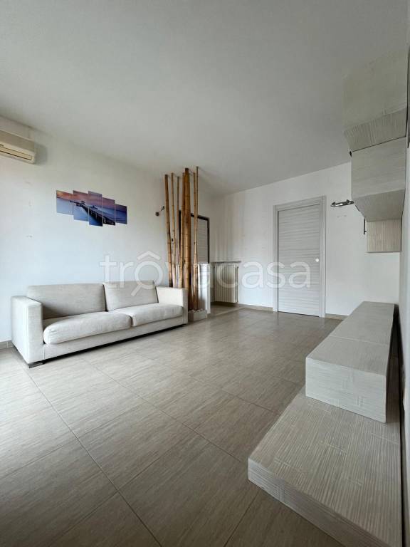 appartamento in vendita a Pavia in zona Centro Città