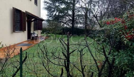 appartamento in vendita a Pavia in zona Casa sul Fiume