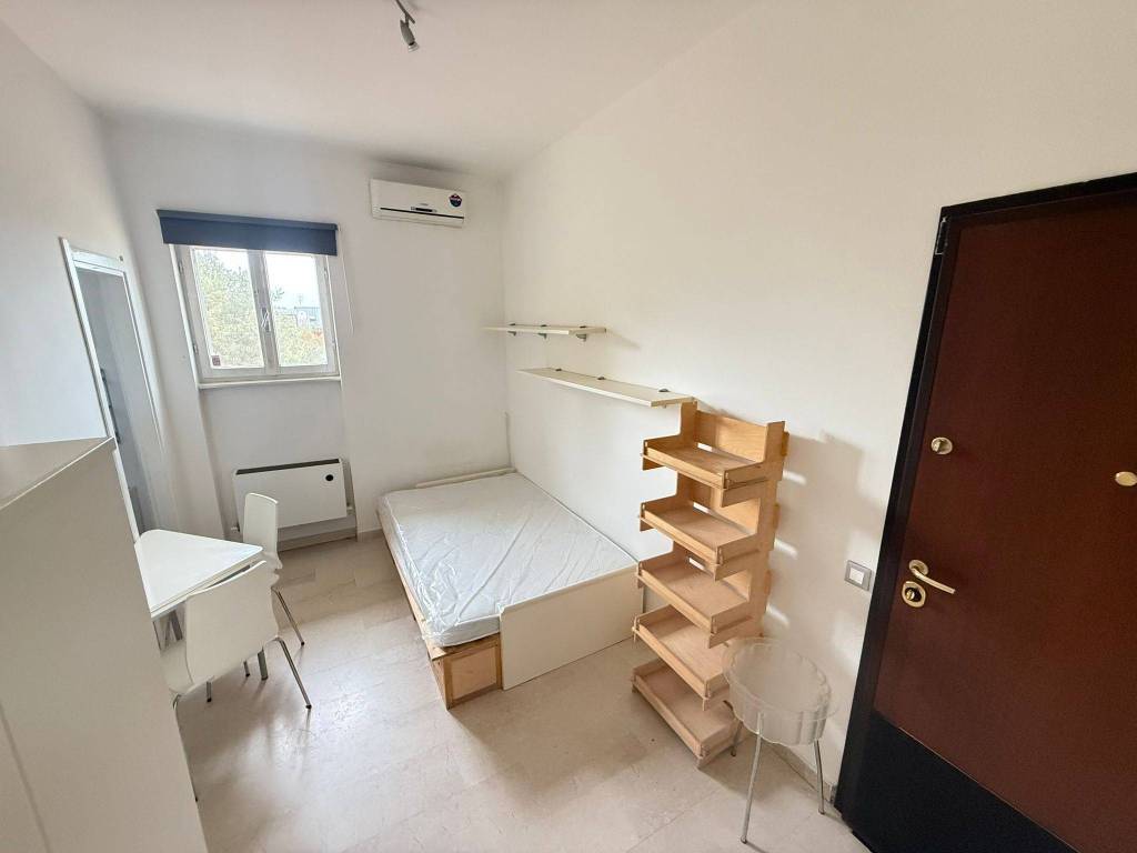appartamento in vendita a Pavia in zona Chiozzo