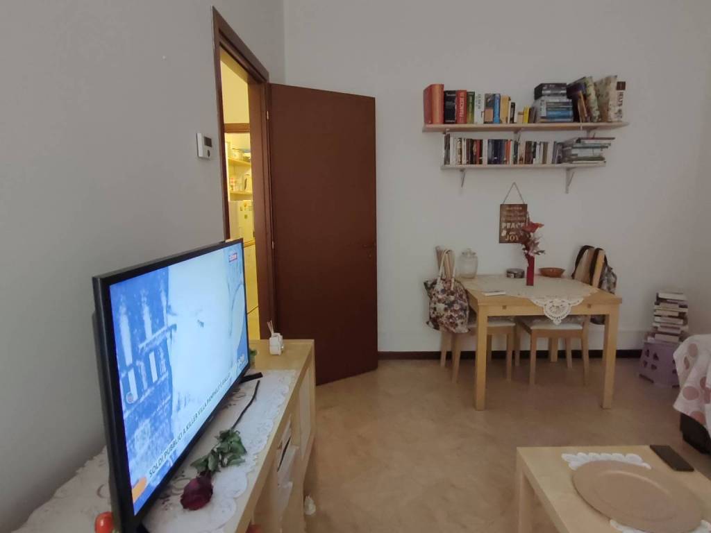 appartamento in vendita a Pavia in zona Centro Città